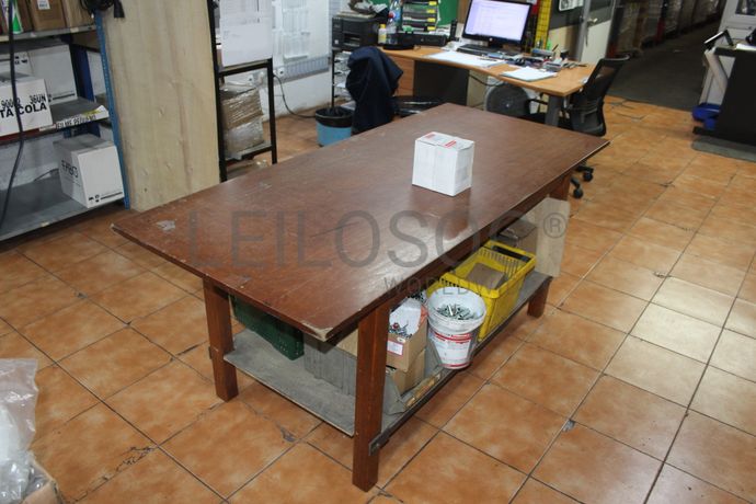 Stock de Peças e Acessórios · Monta Cargas · Porta Paletes · Diversos