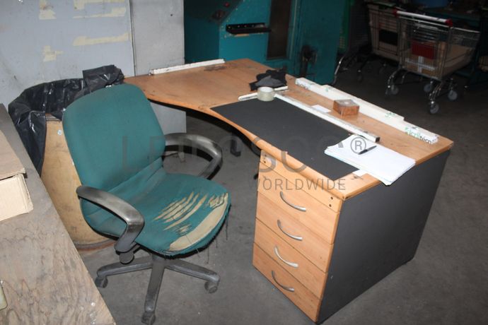 Linha de Desengorduramento · Pórticos com Guinchos · Serra de Disco · Depósito · Caixas Metálicas · Diversos