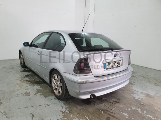 BMW 320D Compact · Ano 2001