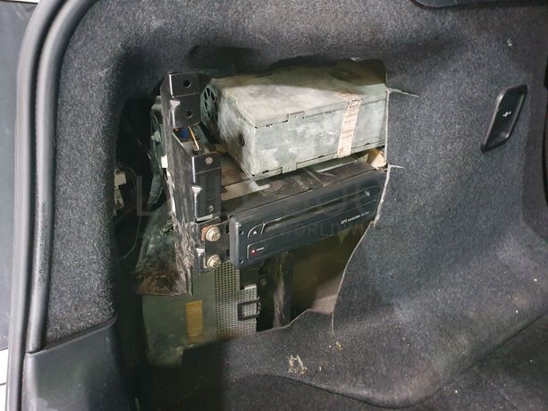 BMW 320D Compact · Ano 2001