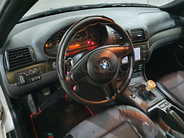 BMW 320D Compact · Ano 2001