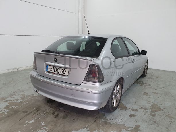 BMW 320D Compact · Ano 2001
