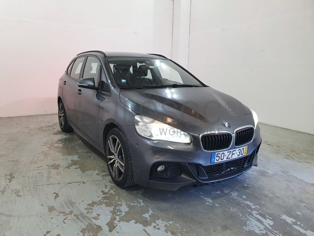 BMW 225 XE · Ano 2017