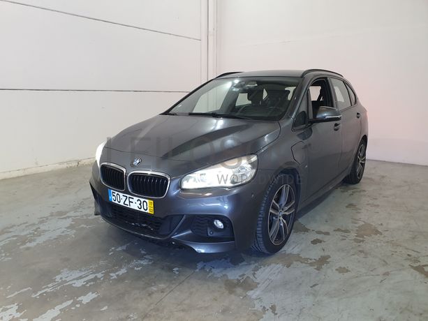 BMW 225 XE · Ano 2017