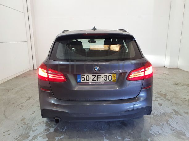 BMW 225 XE · Ano 2017