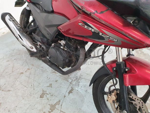 Honda 125 CBF · Ano 2013