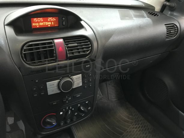 Opel Corsa · Ano 2006