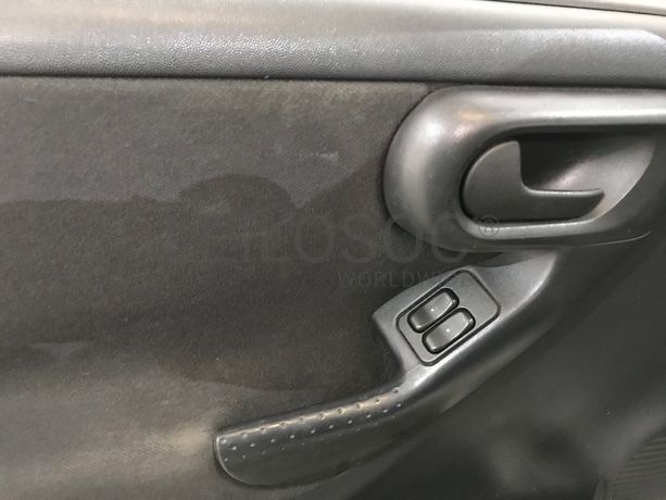 Opel Corsa · Ano 2006