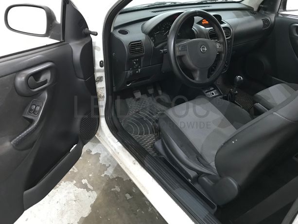 Opel Corsa · Ano 2006