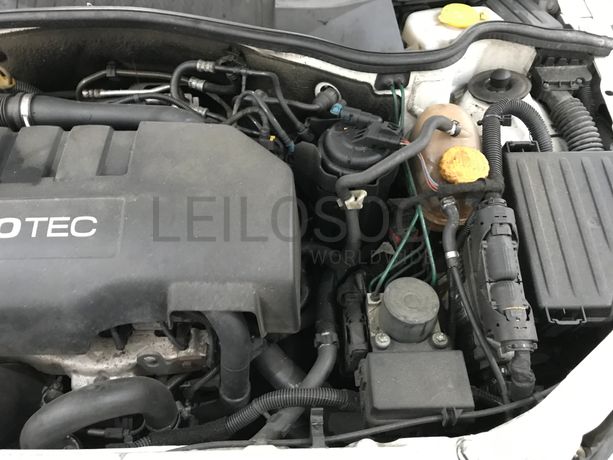 Opel Corsa · Ano 2006