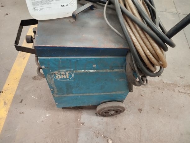 Máquinas de Soldar · Máquina de Corte a Plasma