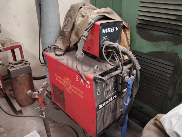 Máquinas de Soldar · Máquina de Corte a Plasma