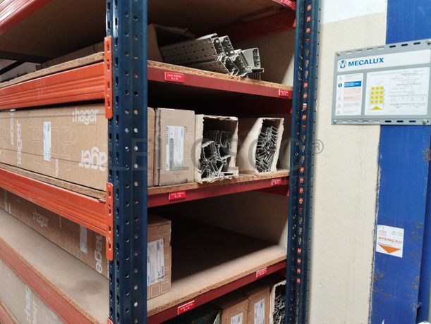 Equipamentos de Crimpagem · Máquina Portátil de Recuperação de Refrigerante · Diversos