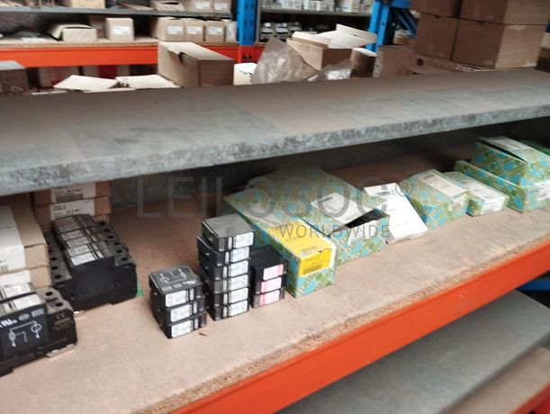 Equipamentos de Crimpagem · Máquina Portátil de Recuperação de Refrigerante · Diversos