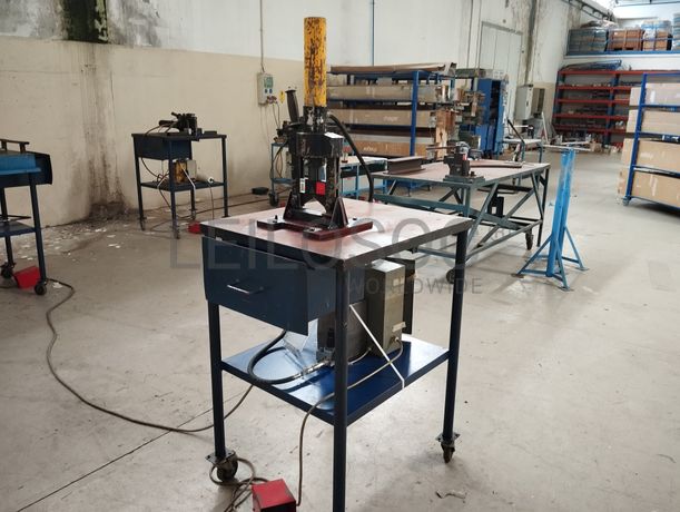 Máquina de Dobrar Metal + Puncionadores + Máquina de dobrar + Diversos