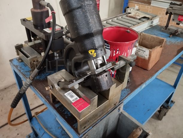 Máquina de Dobrar Metal + Puncionadores + Máquina de dobrar + Diversos