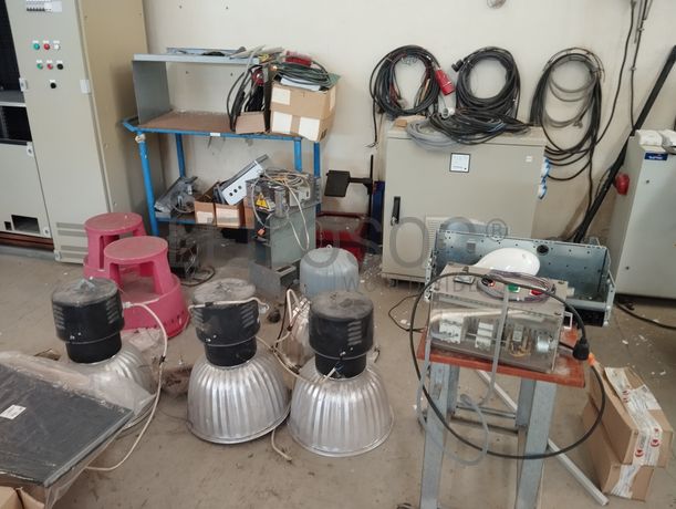 Máquinas Testes Quadros Elétricos · Maquinaria · Diversos