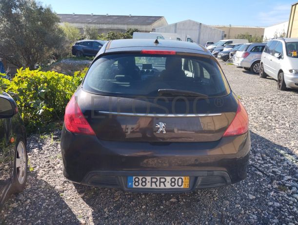 Peugeot 308 · Ano 2011