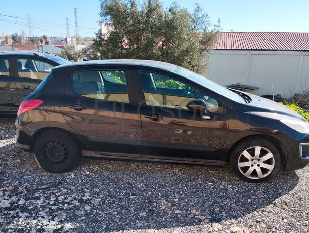 Peugeot 308 · Ano 2011