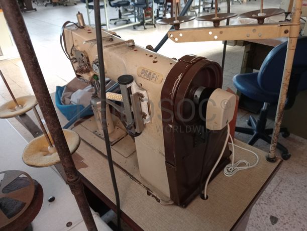 Máquinas de Braço · Máquinas de Orlar  · Máquina de Coluna Alta