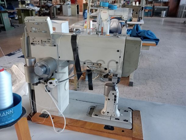 Máquinas de Coluna Alta · Máquina de Facear