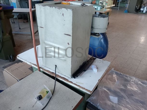 Máquina de Ilhoses · Máquina de Zig-Zag · Máquinas de Coluna Alta · Máquina de Meter Fita