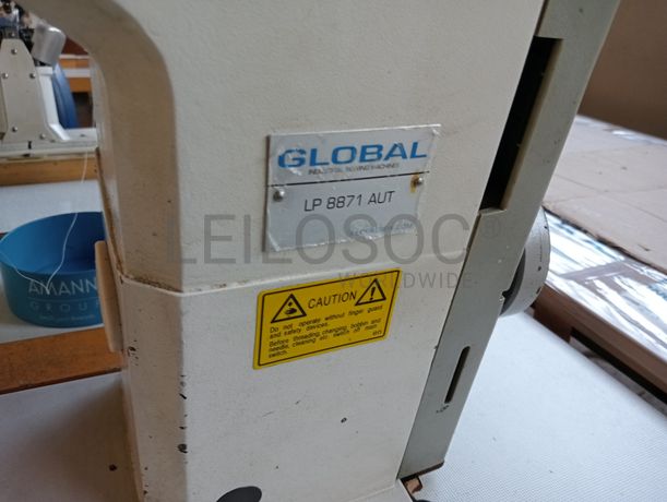 Máquina de Ilhoses · Máquina de Zig-Zag · Máquinas de Coluna Alta · Máquina de Meter Fita