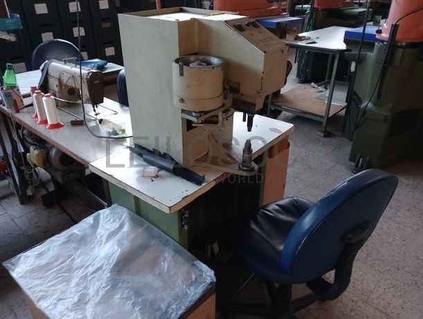 Máquina de Ilhoses · Máquina de Zig-Zag · Máquinas de Coluna Alta · Máquina de Meter Fita