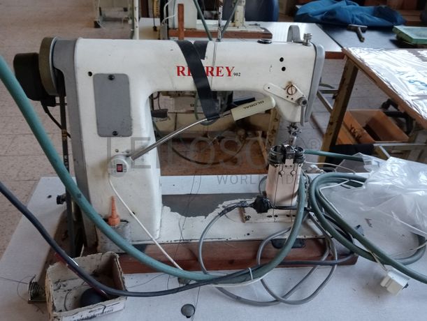 Máquina de Meter Fita · Máquinas de Coluna Alta · Máquinas de Ponto Corrido