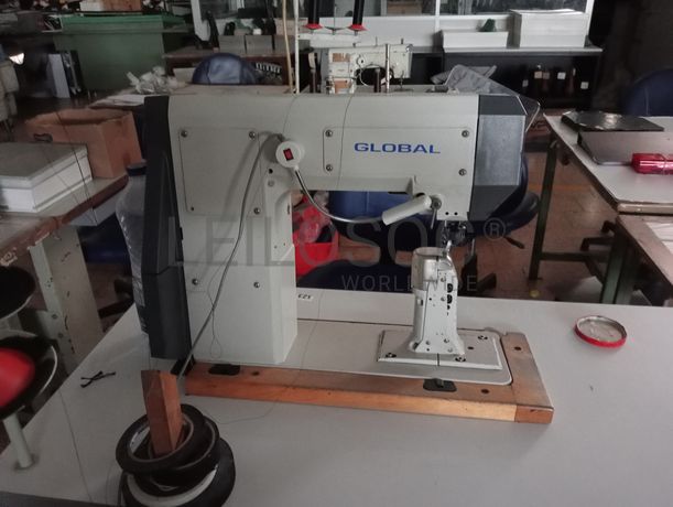 Máquina de Zig-Zag · Máquinas de Coluna Alta · Máquina de Bazar