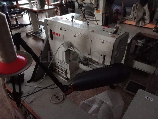 Máquinas de Coluna Alta · Máquina de Coser · Máquinas de Braço · Máquina de Bainha · Máquina de Ilhoses