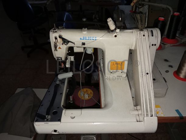 Máquinas de Coluna Alta · Máquina de Coser · Máquinas de Braço · Máquina de Bainha · Máquina de Ilhoses