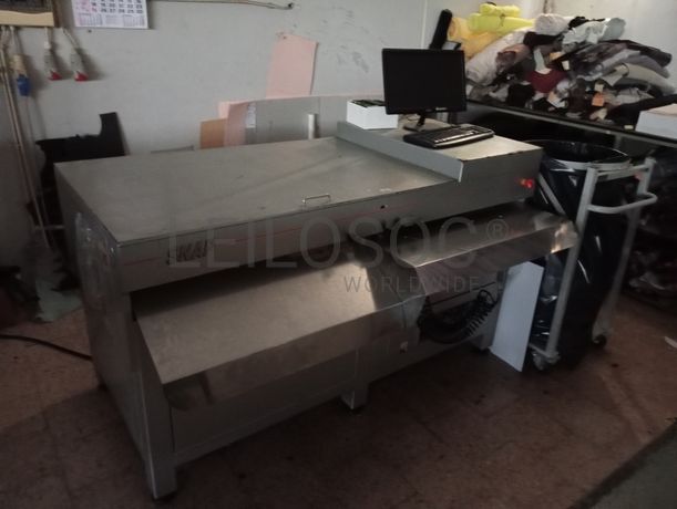 Máquina de Cortar moldes + Equipamento Informático