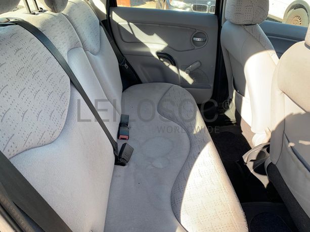 Citroën C3 · Ano 2003