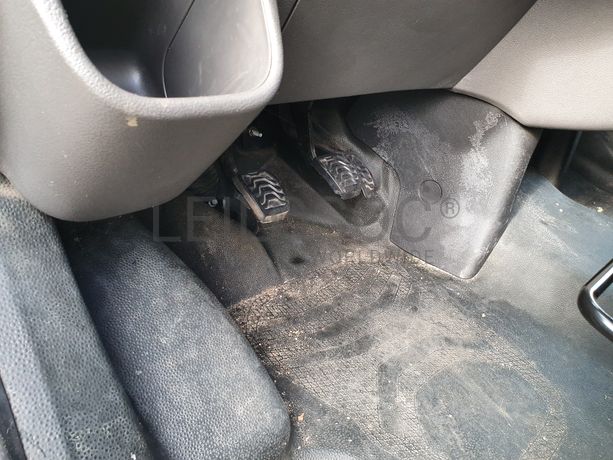 Ford Transit · Ano 2020