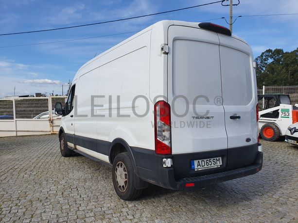 Ford Transit · Ano 2020