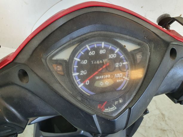 Suzuki UK 110 Address · Ano 2015