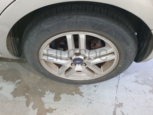 Ford Focus C-Max · Ano 2004