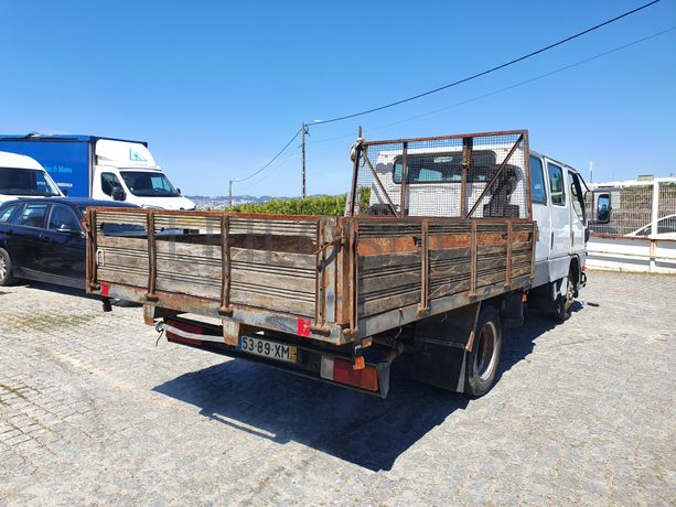 Mitsubishi Canter · Ano 2004