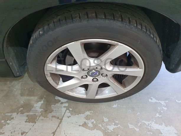 Volvo V60 · Ano 2013