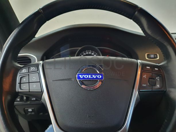 Volvo V60 · Ano 2013