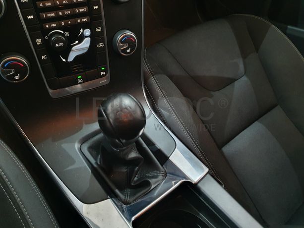 Volvo V60 · Ano 2013