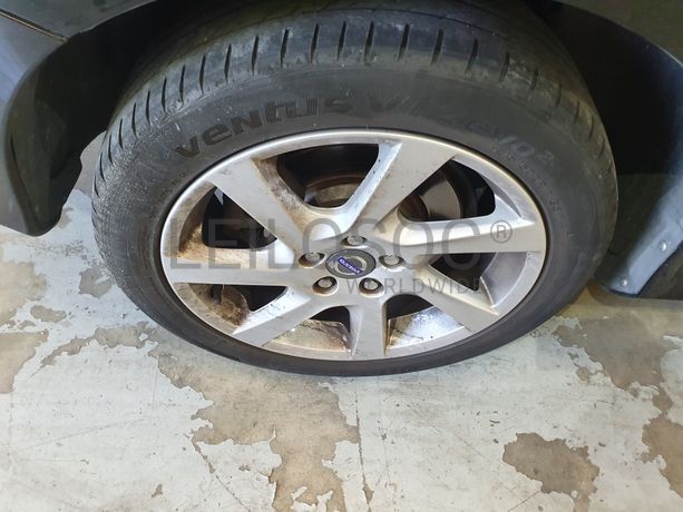 Volvo V60 · Ano 2013