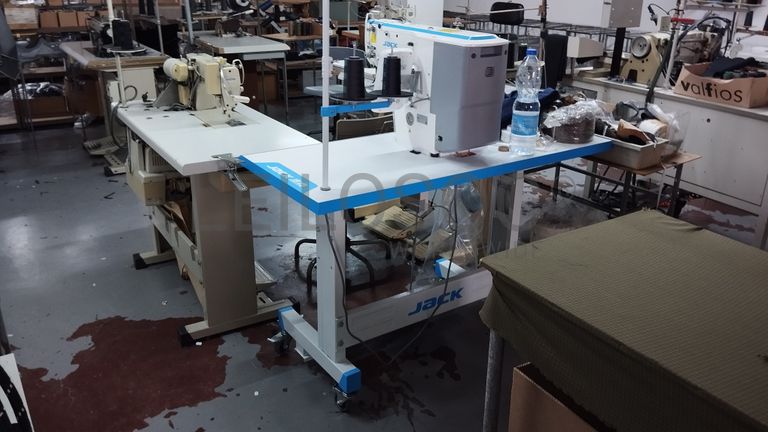 Vestuário · Matérias-Primas · Equipamentos Indústria Têxtil · Equipamento de Escritório