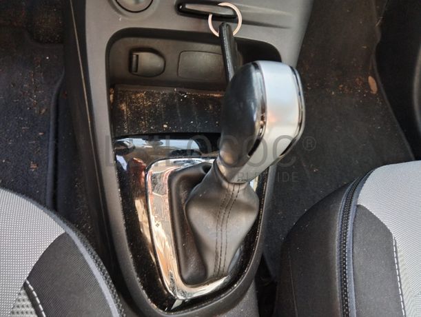 Renault Captur DCI · Ano 2016