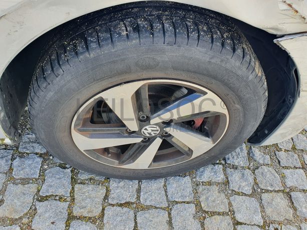 Volkswagen Golf · Ano 2009