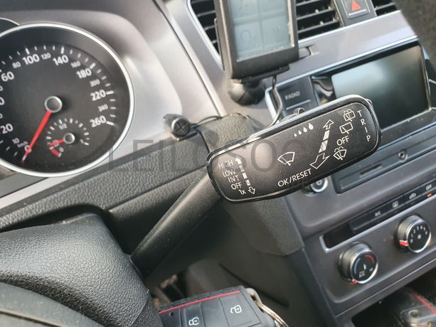 Volkswagen Golf · Ano 2009