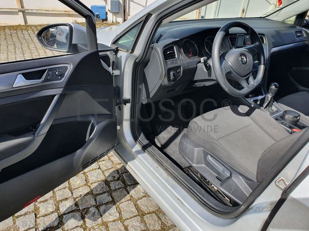 Volkswagen Golf · Ano 2009