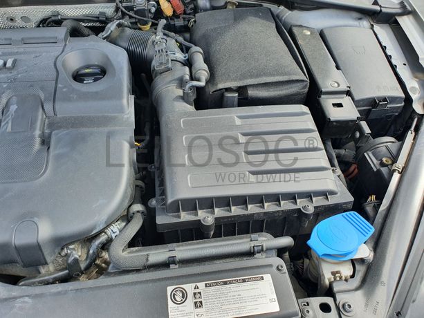 Volkswagen Golf · Ano 2009