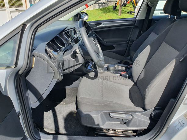 Volkswagen Golf · Ano 2009